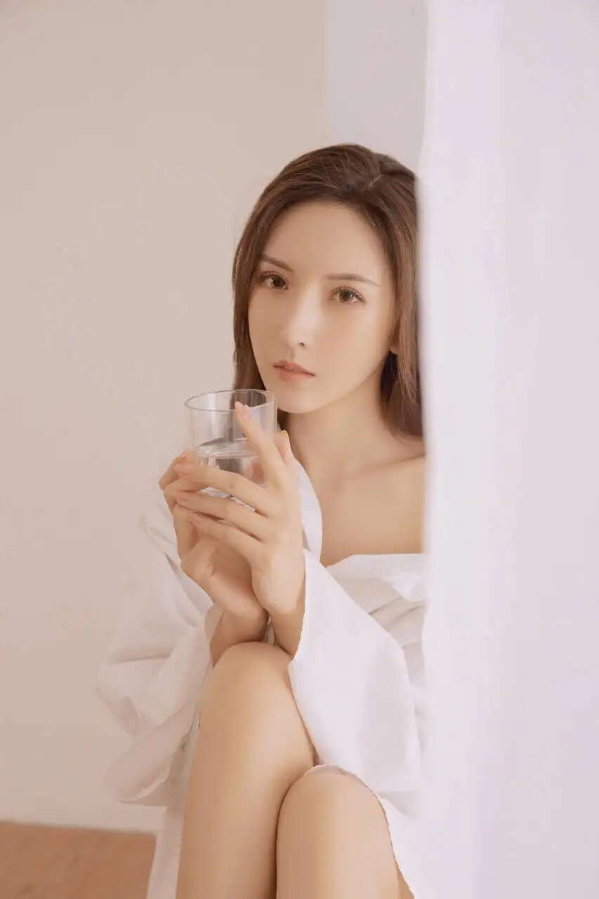 和田贵阳私人伴游幼师费费子