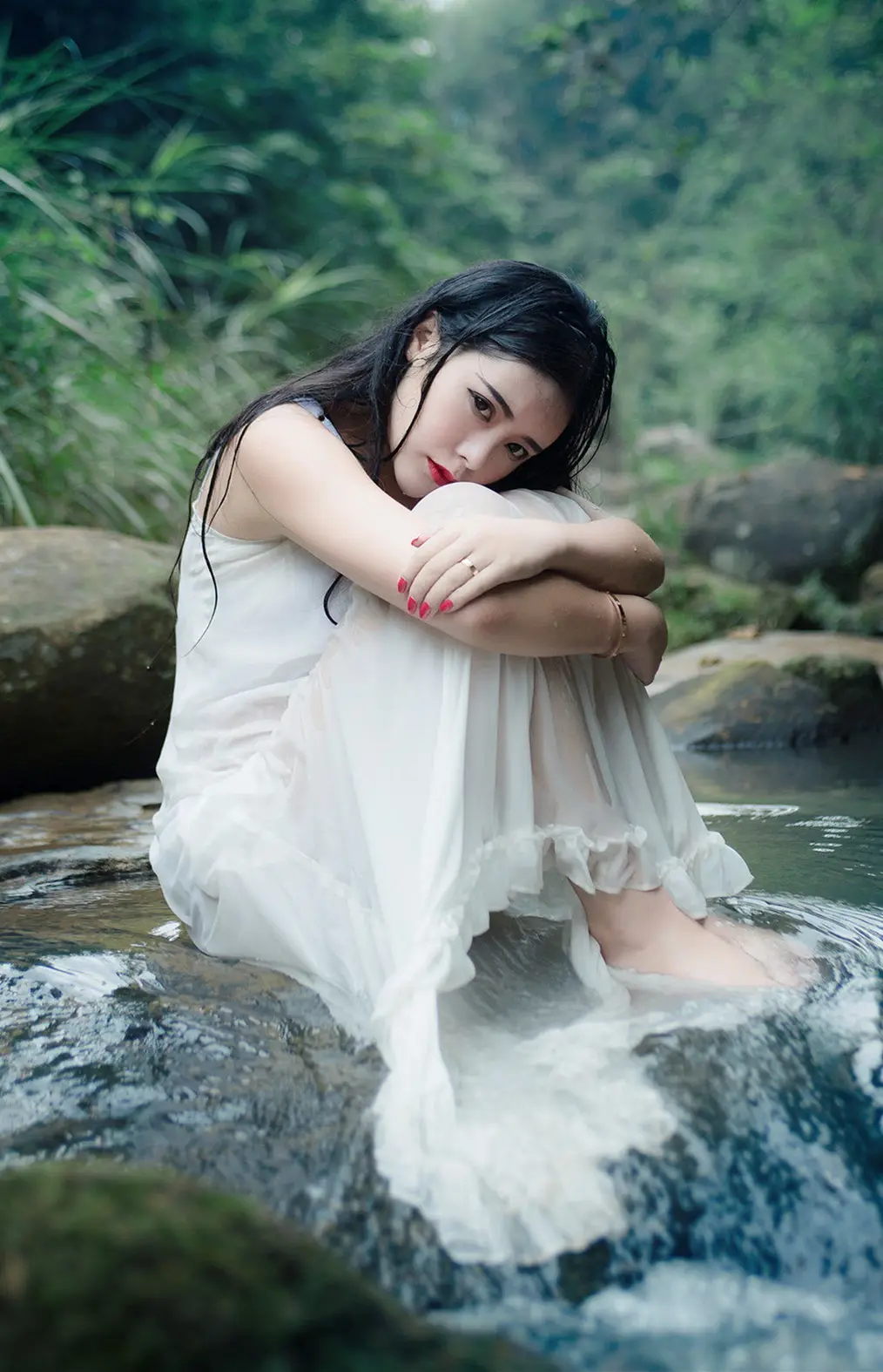 和田郑州高端私人伴游小野梨子